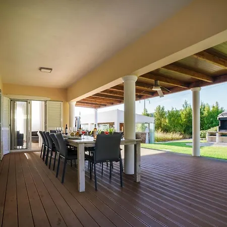 Casa Rosa: Exclusive Hilltop Estate With Heated Pool & Sea Views 楼尔