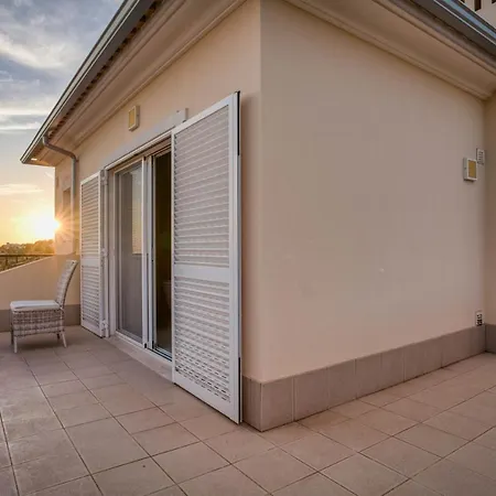 Casa Rosa: Exclusive Hilltop Estate With Heated Pool & Sea Views 别墅 *
