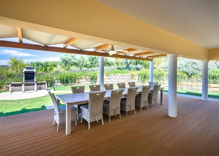 别墅 Casa Rosa - Heated Pool & Sea Views 楼尔