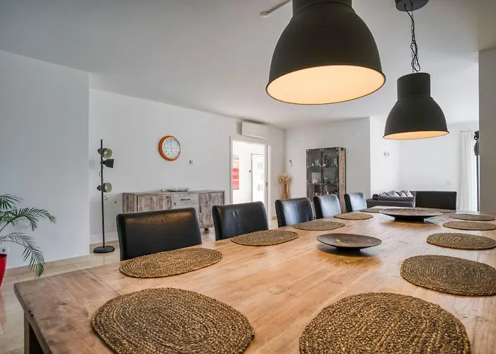 Casa Rosa - Heated Pool & Sea Views