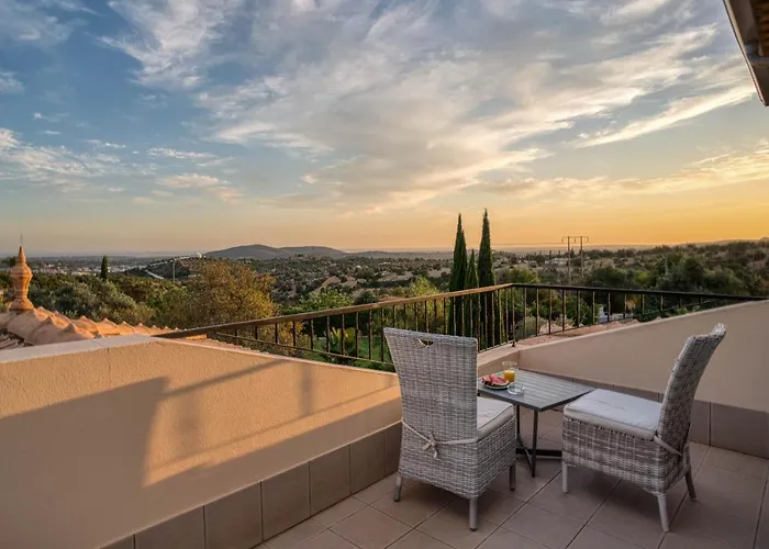 Casa Rosa - Heated Pool & Sea Views