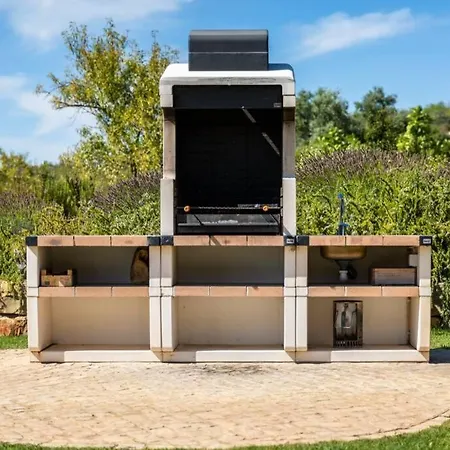 Casa Rosa - Heated Pool & Sea Views Villa *