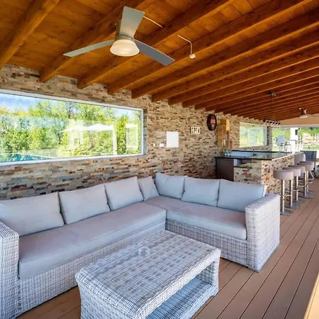 빌라 Casa Rosa - Heated Pool & Sea Views 롤레